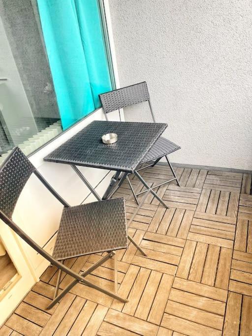 Apartment Naehe Flughafen Dus Düsseldorf Dış mekan fotoğraf